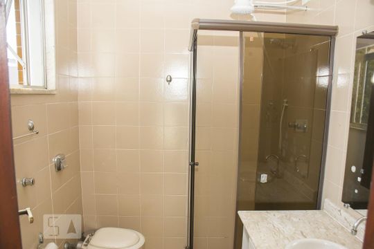 Banheiro da Suíte de apartamento à venda com 3 quartos, 154m² em Jardim Guanabara, Rio de Janeiro