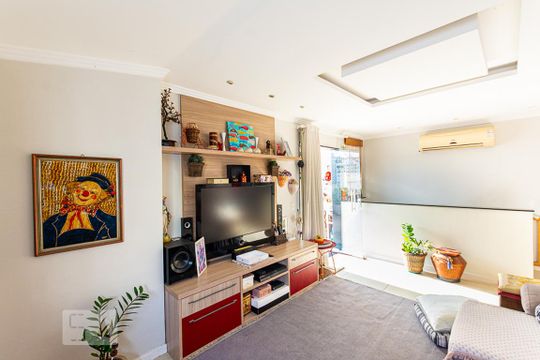Sala de apartamento à venda com 2 quartos, 140m² em Icaraí, Niterói