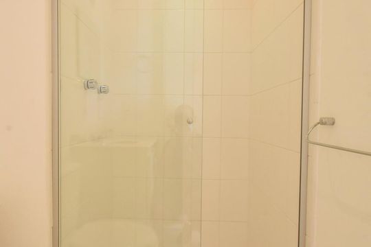 Banheiro 02 de apartamento para alugar com 2 quartos, 65m² em Santo Amaro, São Paulo