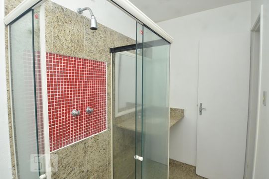 Banheiro 3 de apartamento à venda com 4 quartos, 200m² em Copacabana, Rio de Janeiro