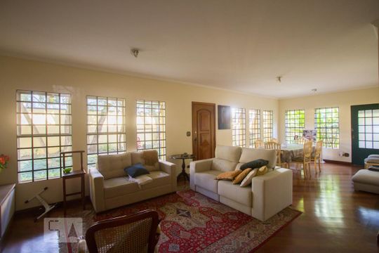 Casa à venda com 4 quartos, 570m² em Parque Colonial, São Paulo