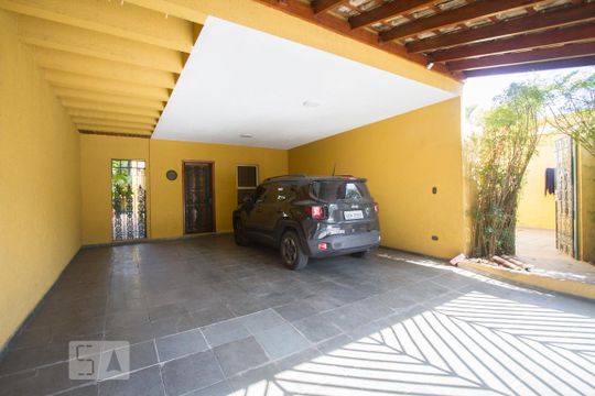 Garagem de casa à venda com 4 quartos, 570m² em Parque Colonial, São Paulo