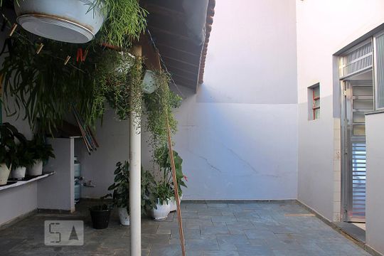 Área Comum de casa à venda com 3 quartos, 250m² em Jardim Ana Maria, Santo André