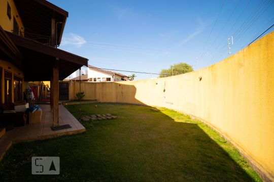 Quintal de casa à venda com 3 quartos, 350m² em Loteamento Parque das Hortências (sousas), Campinas