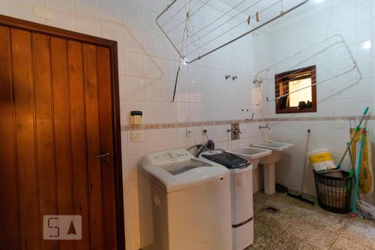 Área de Serviço de casa à venda com 3 quartos, 350m² em Loteamento Parque das Hortências (sousas), Campinas