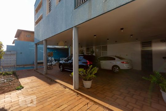 Garagem de casa para alugar com 4 quartos, 620m² em Alto da Boa Vista, Ribeirão Preto