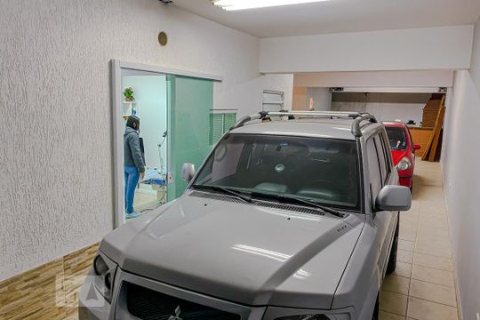 Garagem de casa à venda com 3 quartos, 120m² em Vila Prudente, São Paulo