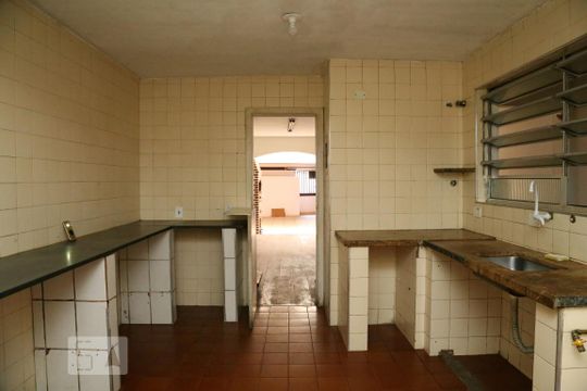 Cozinha de casa à venda com 3 quartos, 132m² em Parque Santos Dumont, Taboão da Serra