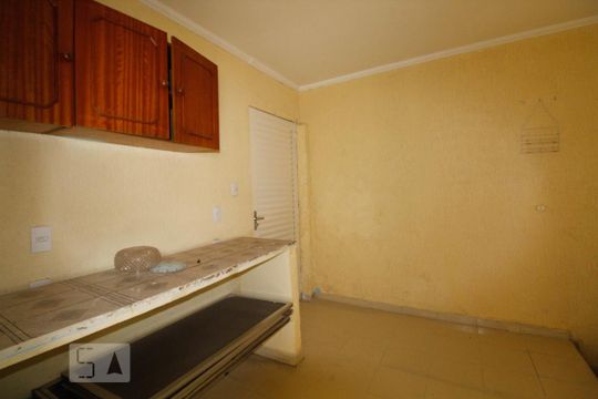 Área de Serviço de casa para alugar com 4 quartos, 196m² em Vila Augusta, Guarulhos