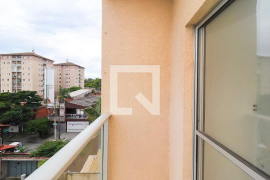 Varanda da Sala de apartamento à venda com 2 quartos, 56m² em Jardim Santo Antônio, São Paulo