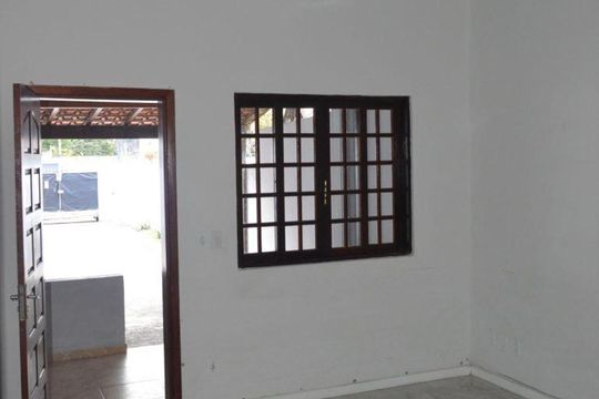 Sala de casa para alugar com 2 quartos, 200m² em Piratininga, Niterói