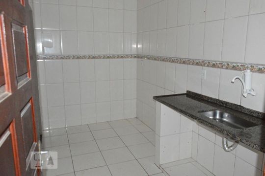 Cozinha de casa para alugar com 2 quartos, 200m² em Piratininga, Niterói