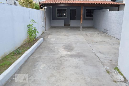 Fachada de casa para alugar com 2 quartos, 200m² em Piratininga, Niterói