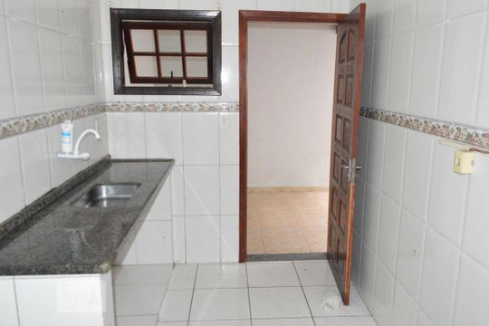 Cozinha de casa para alugar com 2 quartos, 200m² em Piratininga, Niterói