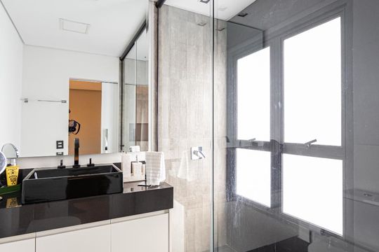 Banheiro Suite de apartamento à venda com 2 quartos, 70m² em Vila Regente Feijó, São Paulo