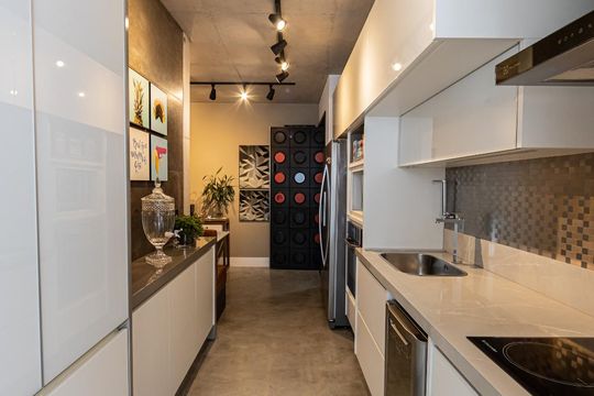 Cozinha de apartamento à venda com 2 quartos, 70m² em Vila Regente Feijó, São Paulo