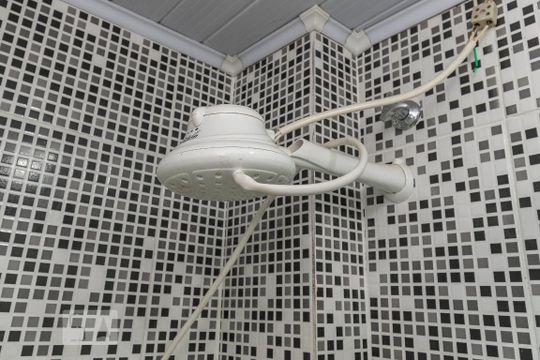 Banheiro - Chuveiro elétrico de apartamento à venda com 1 quarto, 40m² em Penha, Rio de Janeiro