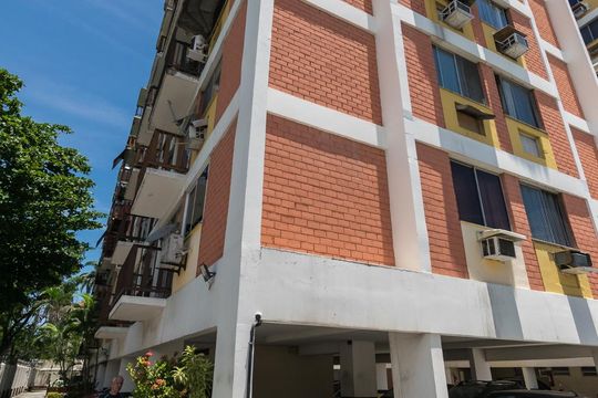 Fachada do Prédio de apartamento à venda com 1 quarto, 40m² em Penha, Rio de Janeiro