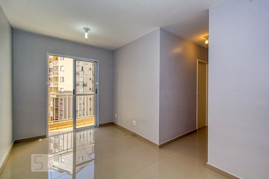 Sala de apartamento à venda com 2 quartos, 80m² em Tingui, Curitiba