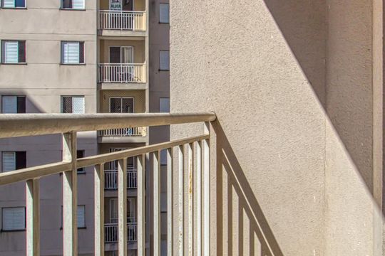 Varanda de apartamento à venda com 2 quartos, 80m² em Tingui, Curitiba