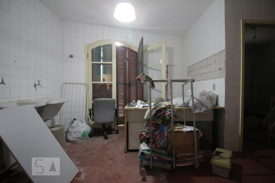 Área de Serviço de casa à venda com 4 quartos, 380m² em Vila Inah, São Paulo