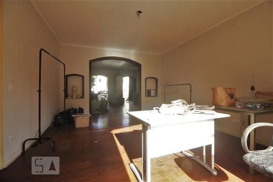 Sala de casa à venda com 4 quartos, 380m² em Vila Inah, São Paulo