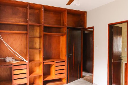 Suíte de casa para alugar com 4 quartos, 379m² em Jardim Esplanada, São José dos Campos