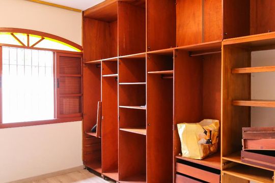 Quarto de casa para alugar com 4 quartos, 379m² em Jardim Esplanada, São José dos Campos