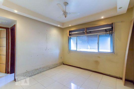 Apartamento à venda com 2 quartos, 50m² em Todos Os Santos, Rio de Janeiro