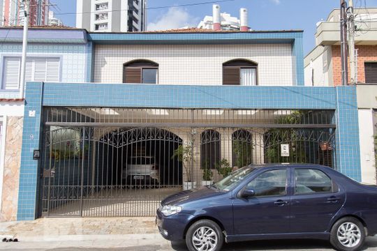 Fachada de casa à venda com 3 quartos, 260m² em Vila Gomes Cardim, São Paulo