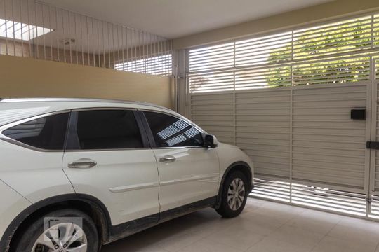 Garagem de casa à venda com 5 quartos, 420m² em Anchieta, São Bernardo do Campo
