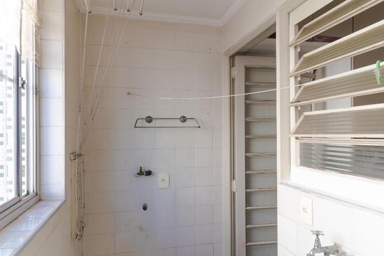 Área de Serviço de apartamento para alugar com 2 quartos, 70m² em Chácara da Barra, Campinas