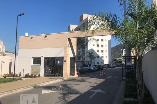 Fachada do Condomínio de apartamento para alugar com 2 quartos, 49m² em Anil, Rio de Janeiro