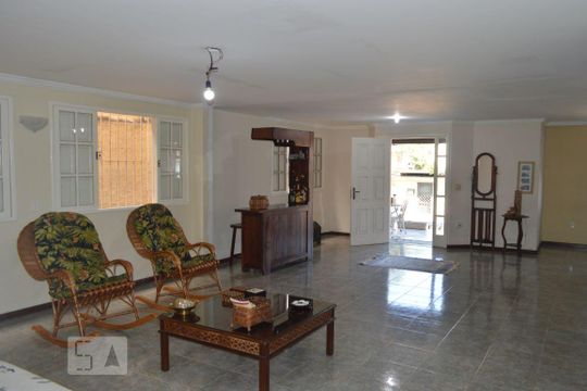 Sala de casa à venda com 6 quartos, 507m² em São Francisco, Niterói