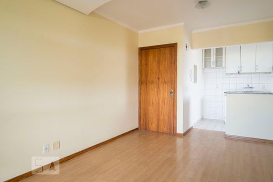 Sala de apartamento à venda com 2 quartos, 73m² em Jardim do Salso, Porto Alegre