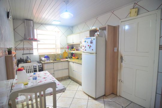 Cozinha de casa para alugar com 5 quartos, 257m² em Nossa Senhora das Graças, Canoas