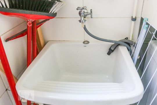 Area de Serviço de apartamento à venda com 3 quartos, 70m² em Vila Nova Alba, São Paulo