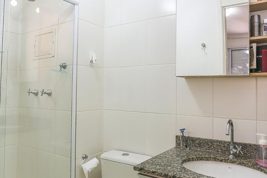 Banheiro Suite de apartamento à venda com 3 quartos, 70m² em Vila Nova Alba, São Paulo