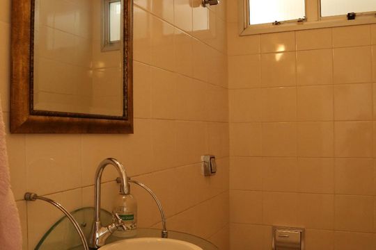 Lavabo de apartamento à venda com 4 quartos, 160m² em Vila Andrade, São Paulo