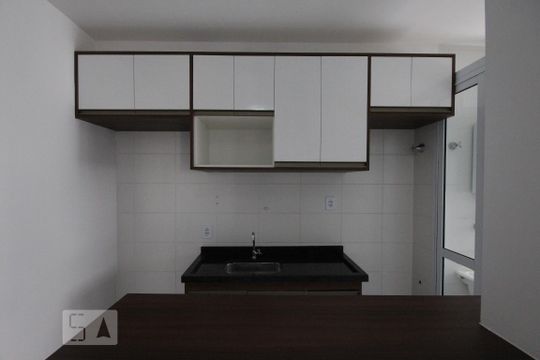Cozinha de apartamento para alugar com 2 quartos, 52m² em Jardim Monte Alegre, Taboão da Serra