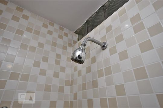 Chuveiro de apartamento à venda com 3 quartos, 120m² em Botafogo, Rio de Janeiro