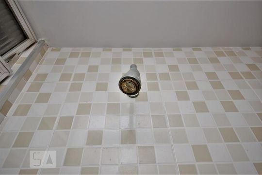 Chuveiro de apartamento à venda com 3 quartos, 120m² em Botafogo, Rio de Janeiro
