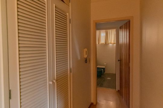 Closet da suíte 4 de casa à venda com 6 quartos, 480m² em Jardim Paraíso, Campinas