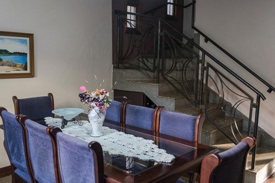 Copa de casa à venda com 4 quartos, 340m² em Vila Ipiranga, Porto Alegre