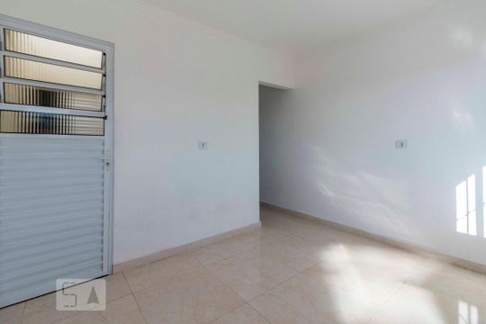 Cozinha de apartamento para alugar com 1 quarto, 30m² em Ermelino Matarazzo, São Paulo