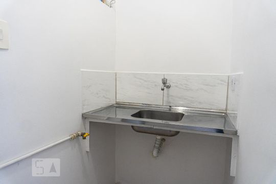 Cozinha de kitnet/studio para alugar com 1 quarto, 34m² em Consolação, São Paulo