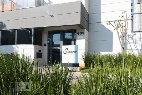 Fachada de kitnet/studio para alugar com 1 quarto, 28m² em Vila Yara, Osasco