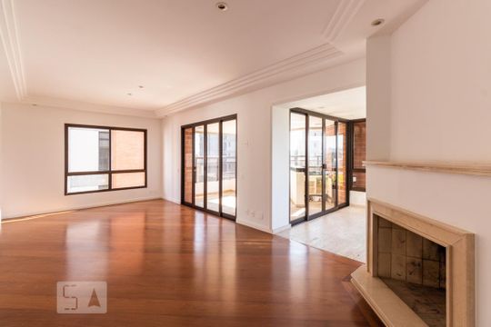 Sala de apartamento à venda com 3 quartos, 211m² em Indianópolis, São Paulo