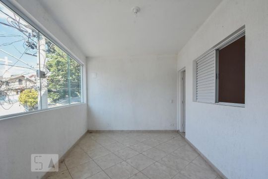 Sala  de kitnet/studio para alugar com 1 quarto, 45m² em Jardim Monte Azul, São Paulo