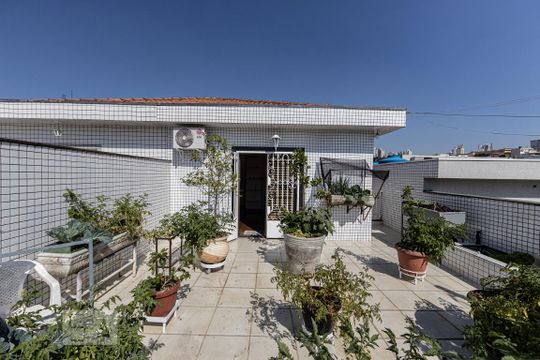 Varanda Suite 2 de casa para alugar com 4 quartos, 350m² em Vila Carrão, São Paulo